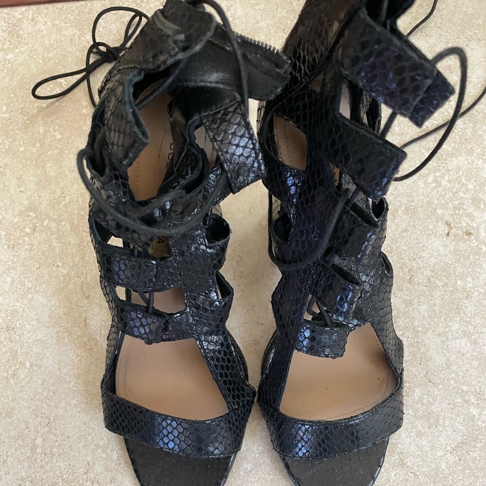 Black Bcbg heels